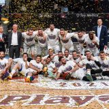 Jadranom "plove" klupske filijale 8