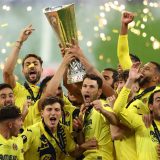 Superligaši, gledajte i crvenite   12