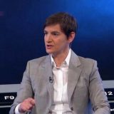 Brnabić: Mladi drže ključ kraja epidemije, stiže još Fajzer vakcina 10