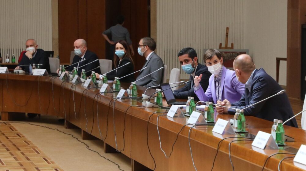 Brnabić: Pripremamo se za uvođenje kovid sertifikata 1