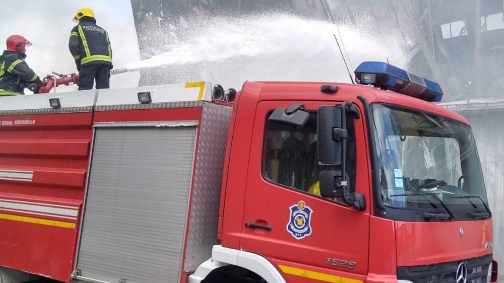 U požaru u Brčkom život izgubilo i dvoje dece, plamen najverovatnije izazvale sveće 1