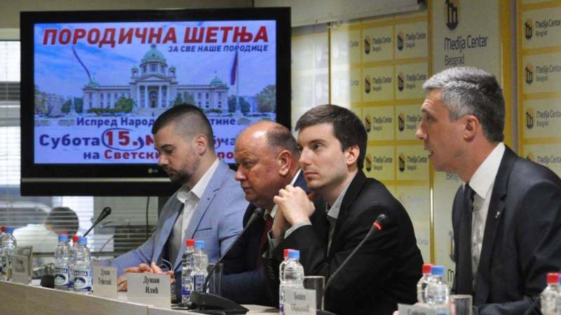 Dveri najavile porodičnu šetnju za 15. maj 1