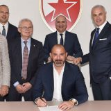 Dejan Stanković produžio ugovor sa Zvezdom do 2024. godine 13