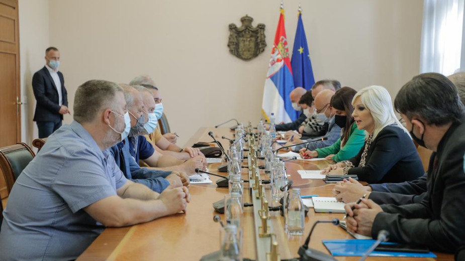 Mihajlović: Nema gašenja elektrana, formiraćemo savet koji će praviti plan za termokapacitete do 2050. 1