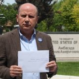 Pokret Oslobođenje ostavio pismo ambasadoru SAD: Srbi Vam otkazuju gostoprimstvo, nepoželjni ste 6