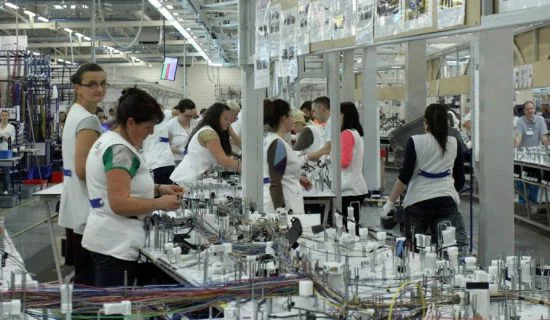 Jug Srbije postaje groblje fabrika, za godinu dana 5.000 radnika ostalo bez posla 5