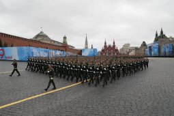 Putin na vojnoj paradi čestitao Dan pobede nad fašizmom (FOTO) 59