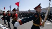 Putin na vojnoj paradi čestitao Dan pobede nad fašizmom (FOTO) 17