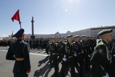 Putin na vojnoj paradi čestitao Dan pobede nad fašizmom (FOTO) 89