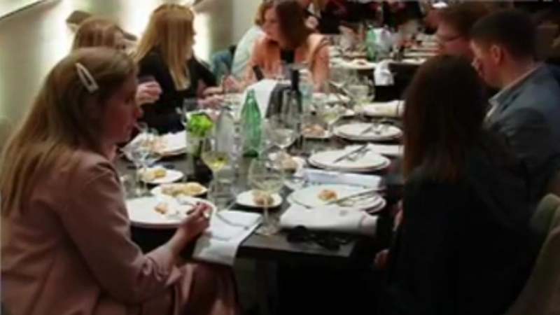 U Zagrebu prva eksperimentalna svadba bez mera i distance (VIDEO) 1