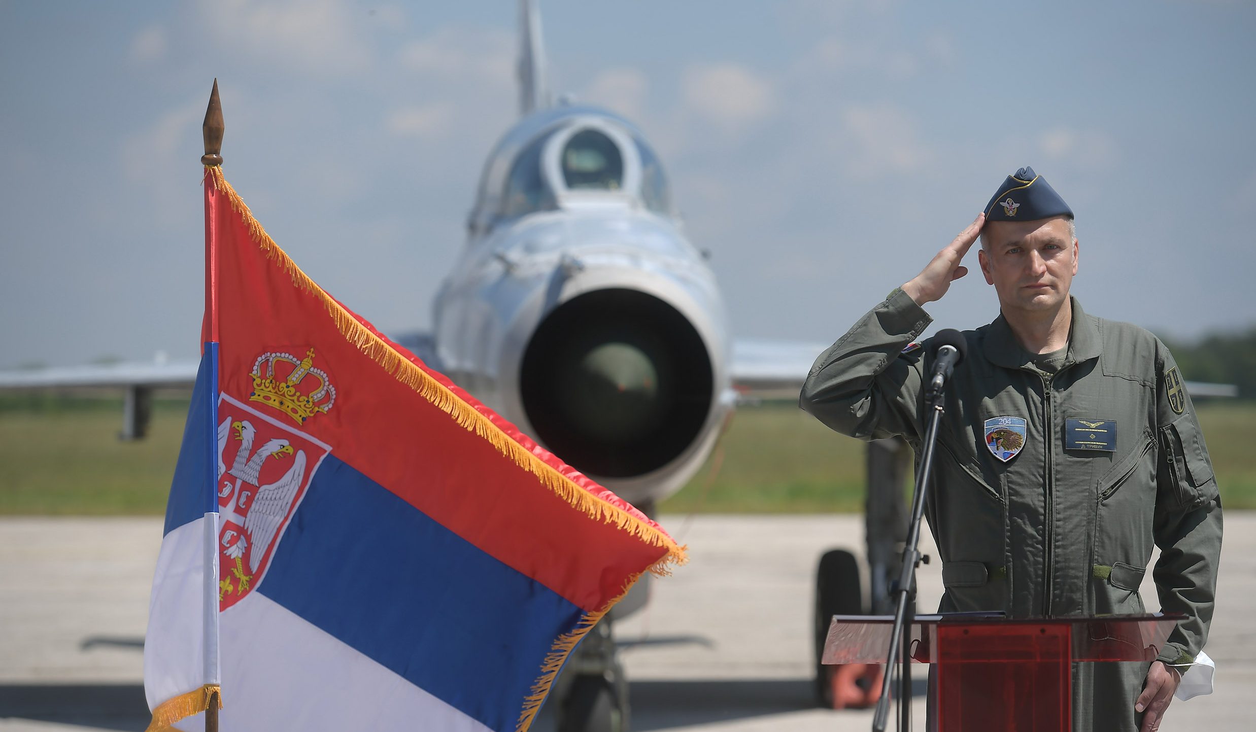 Ispraćen legendarni MiG-21 1