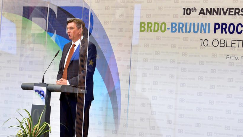 Pahor: Bez spominjanja nepromenljivosti granica zbog insistiranja Vučića 1