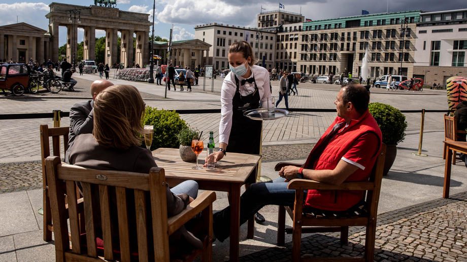 U Nemačkoj otvorene bašte kafea i restorana 1