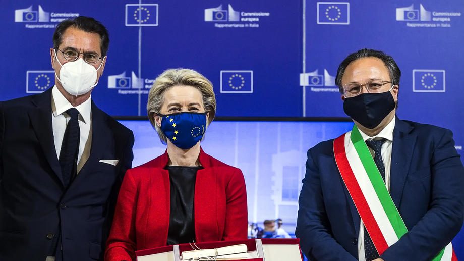 Samit o zdravstvu: Proizvođači vakcina obećali 2,3 milijarde doza manje bogatim zemljama 1