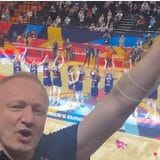 Đilas: Nemam problem da devojkama aplaudiram sa tribina ili iz ćoška 12