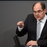 Šmit izvestio Bundestag o situaciji u BiH 16