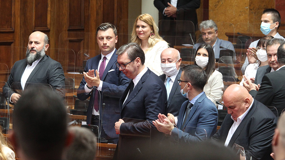 Poslanici aplaudirali Vučiću 23 puta 1