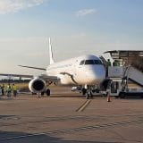 Avion posle sudara sa jatom ptica prizemljen na beogradskom aerodromu 10