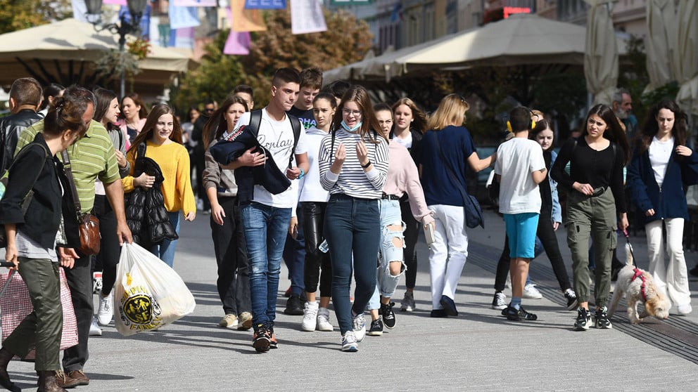 Netačno da je vakcinacija uslov za boravak u učeničkim domovima 1