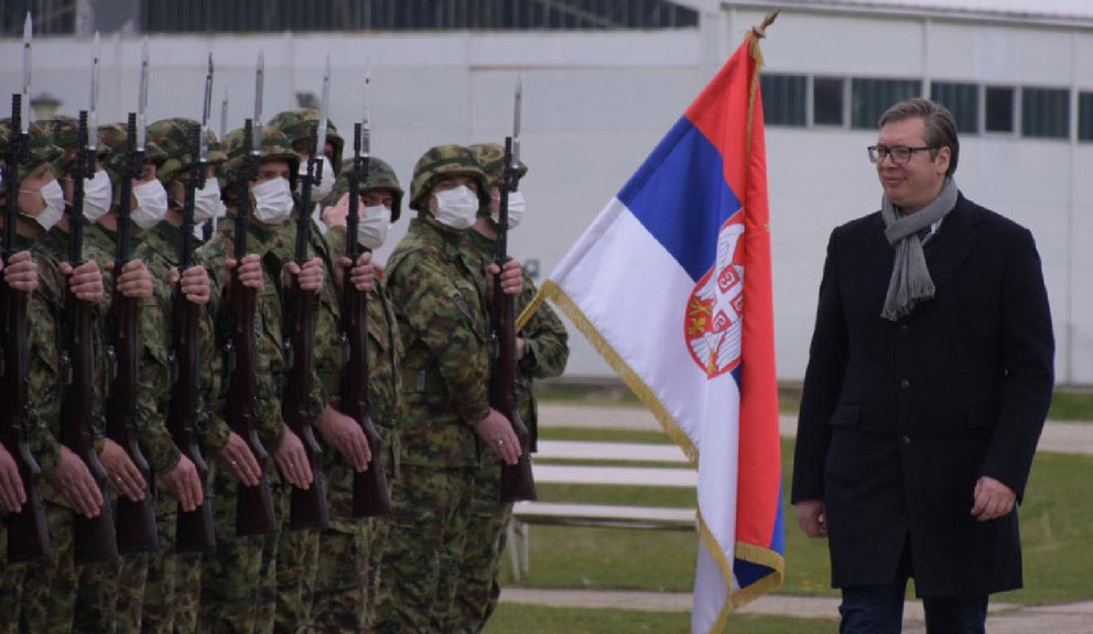 Direktori škola traže od nastavnika da vode đake na vojnu paradu 1