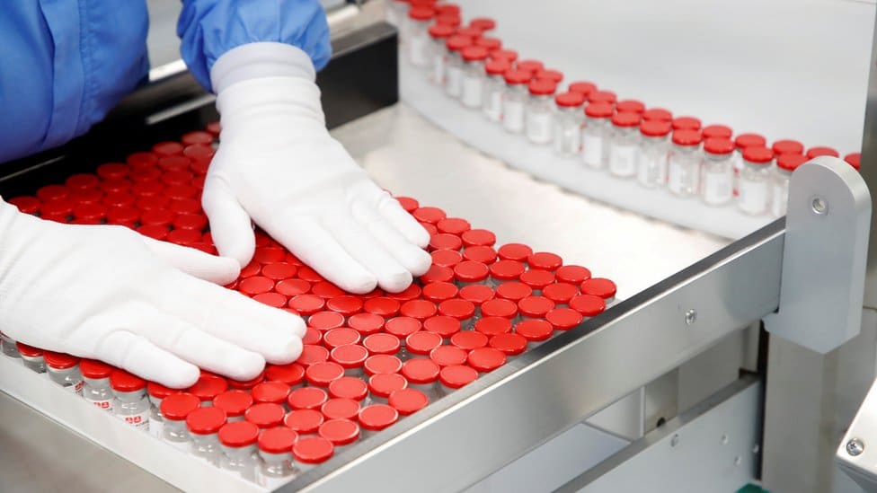 Korona virus i vakcinacija: Ruska vakcina Sputnjik V - delotvorna u 92 odsto slučajeva, proizvodnja i u Srbiji 8 Vakcinы v korobke