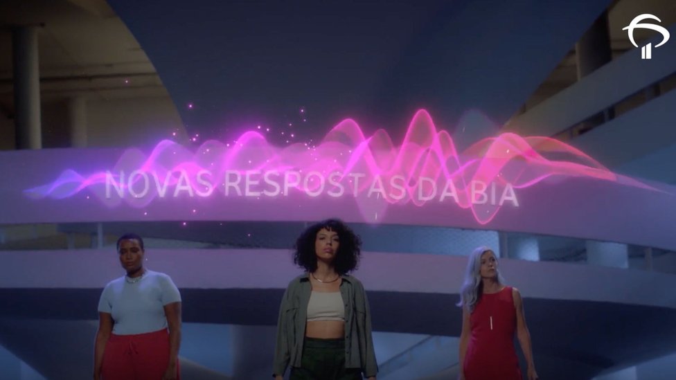 A TV ad by Bradesco showing shows actors looking empowered