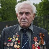 Drugi svetski rat i Holokaust: Poslednji preživeli oslobodilac zloglasnog logora Aušvic preminuo u 98. godini 14