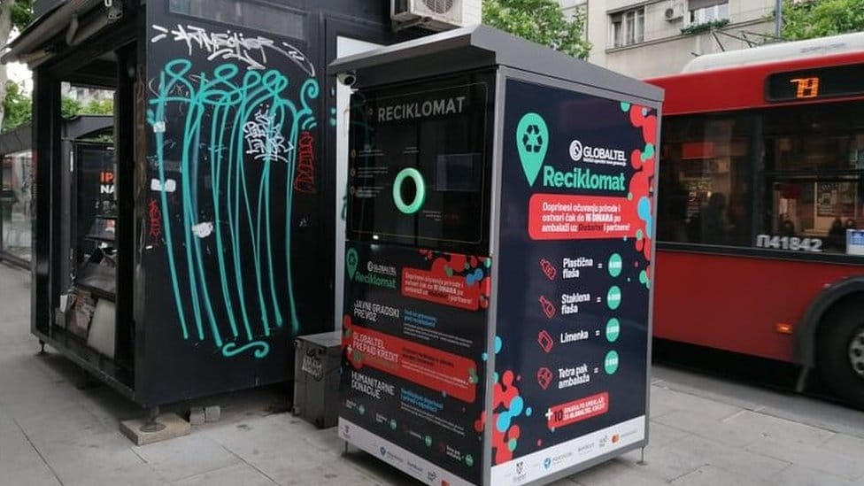 Srbija, ekologija i reciklaža: Šta raditi kad je reciklomat pun 1 Zeleni prsten pokazuje da je mašina spremna