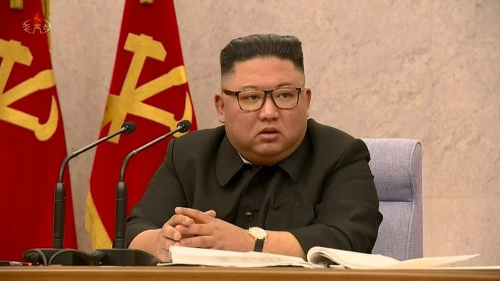 Severna Koreja: Ljudi zabrinuti zbog Kima Džonga Una jer je vidno smršao 2 Kim Jong-un speaks at his party meeting on 12 February 2021
