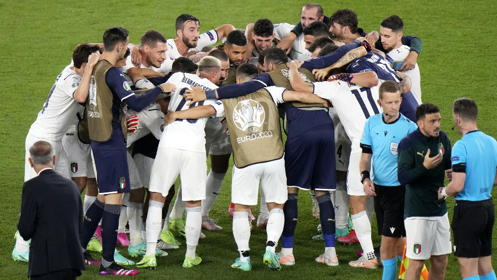 Porast broja zaraženih korona virusom u Italiji zbog šampionskog slavlja 1