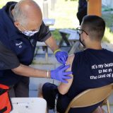 Bela kuća: Više od 70 odsto Amerikanaca starijih od 30 godina dobilo antikovid vakcinu 3