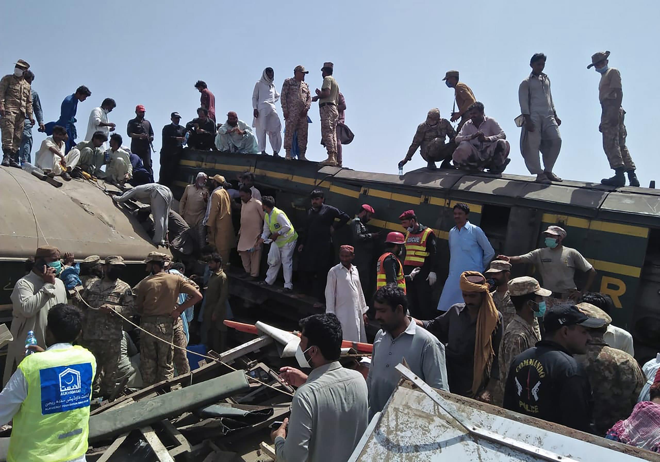 Novi bilans: U železničkoj nesreći u Pakistanu stradala 51 osoba 1