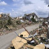 U tornadu u Češkoj poginulo petoro ljudi a 600 kuća čeka obnova od temelja (FOTO) 2