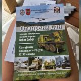 Kragujevčani preko pošte dobijaju poziv za „Otvoreni dan vojske” sa Vučićem 11