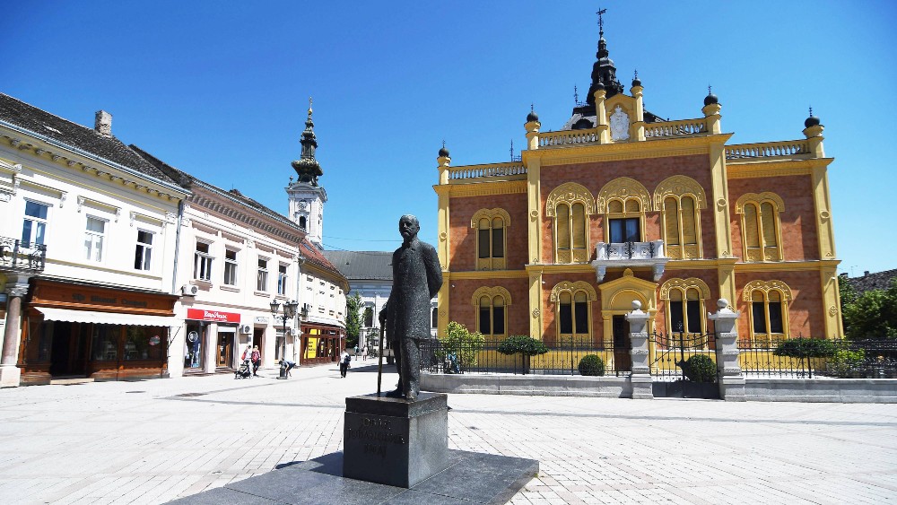 Grad Novi Sad kupio udžbenike za đake prvake 1