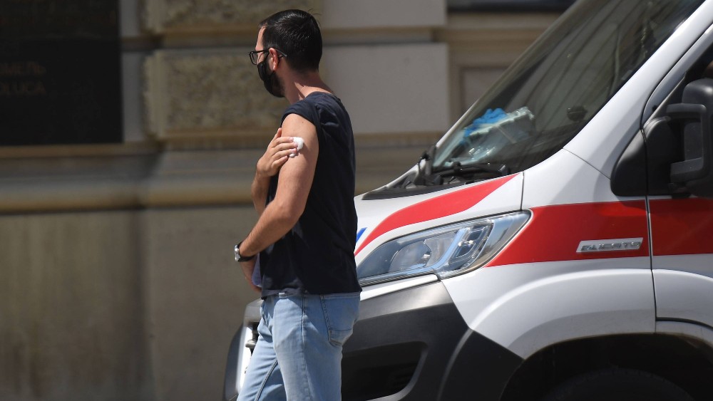 Šest čestih zabluda zbog kojih građani ne žele da prime vakcinu 2