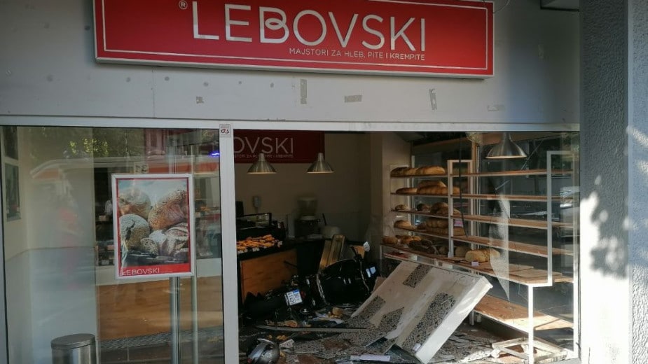 Uleteo motociklom u pekaru na Vračaru 1