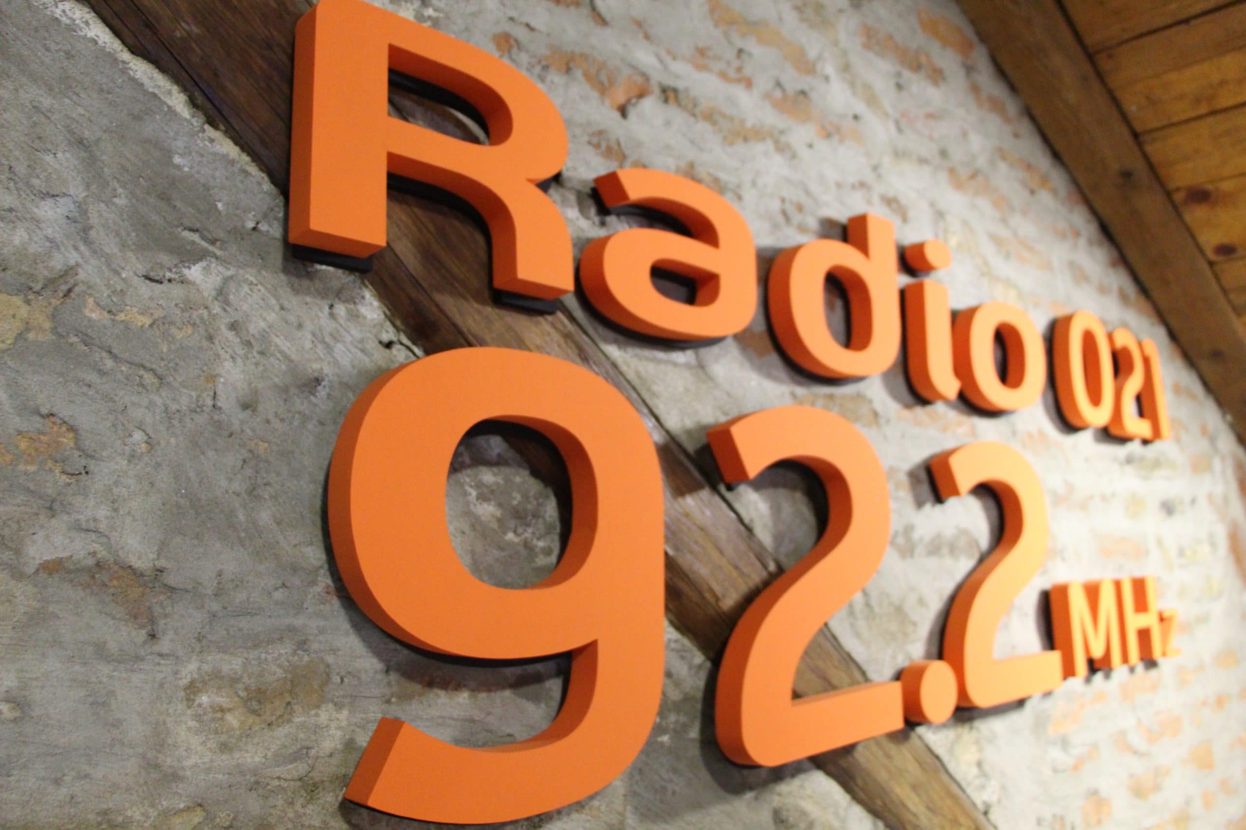 Radio 021 rođendan proslavlja pokretanjem gift shop-a "ShopiNS" 1