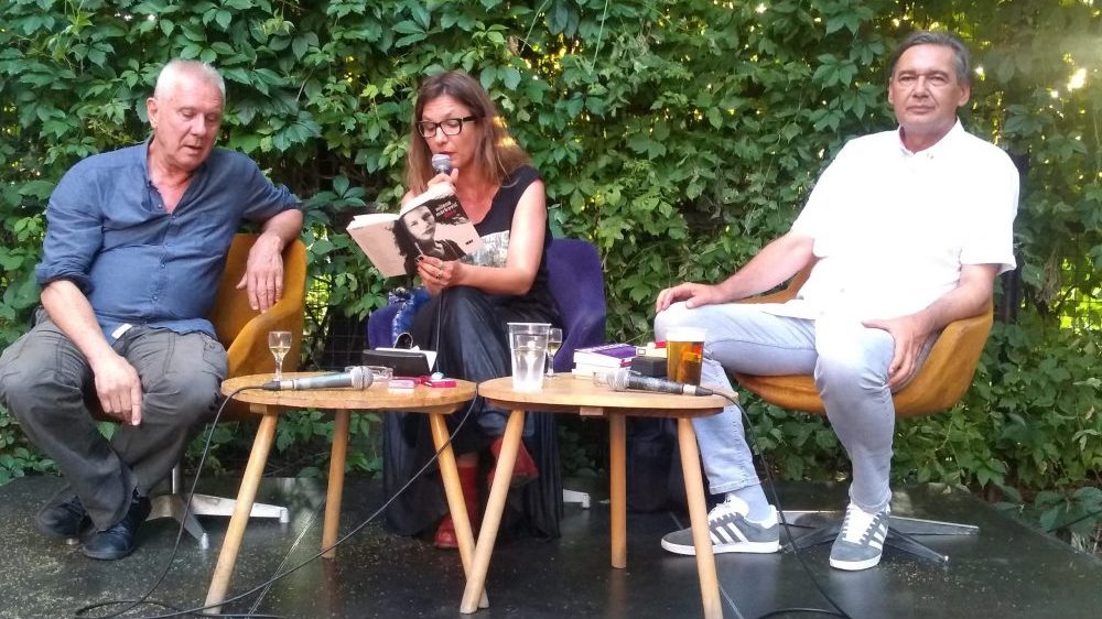 Promovisana nova knjiga Milene Marković "Deca" u izdanju LOM 1