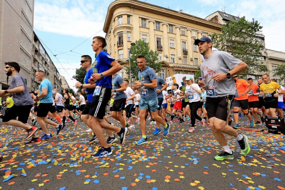 Maraton počeo u Beogradu: Učestvuje 13.000 takmičara iz zemlje i sveta 11