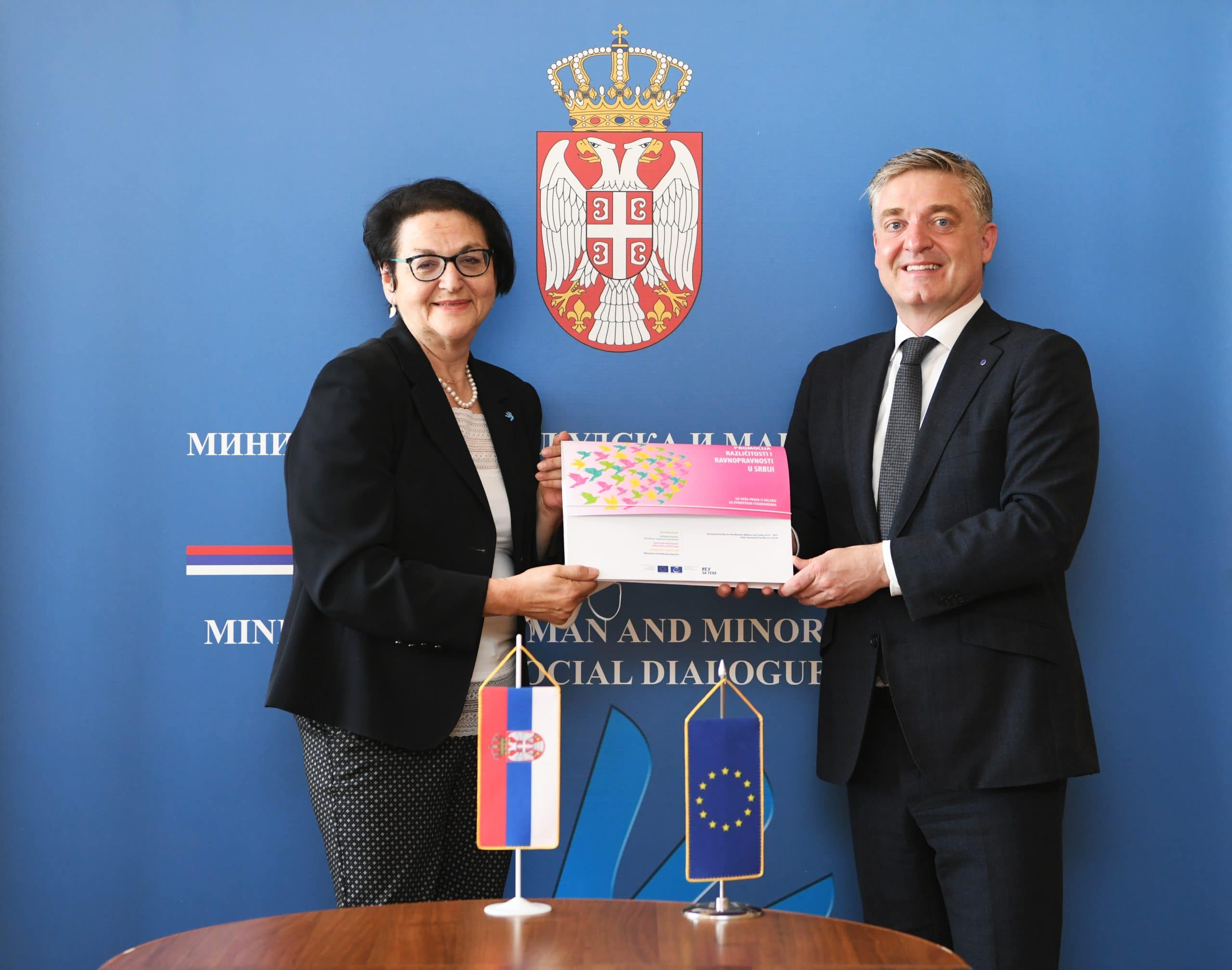 Flesenkemper: Neophodna snažna politička volja i posvećenost 1