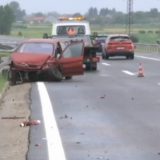 Pet osoba povređeno u saobraćajnoj nezgodi kod Doljevca 13
