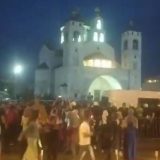 Policija u Podgorici sprečila sukob učesnika auto-kolone i pristalica SPC 1