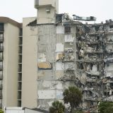 Desetine nestale u rušenju dela zgrade na Floridi 11