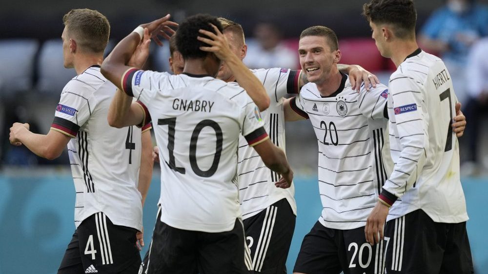 Nemački fudbaleri podržavaju predlog da kleče u znak podrške borbi protiv rasizma 1