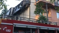 Zbog dehidracije prilikom gašenja požara u Beogradu dva vatrogasca u bolnici (FOTO) 4