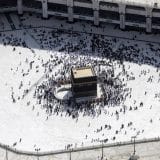 Saudijska Arabija zbog korone ograničila hodočašće u Meku na 60.000 vernika 7