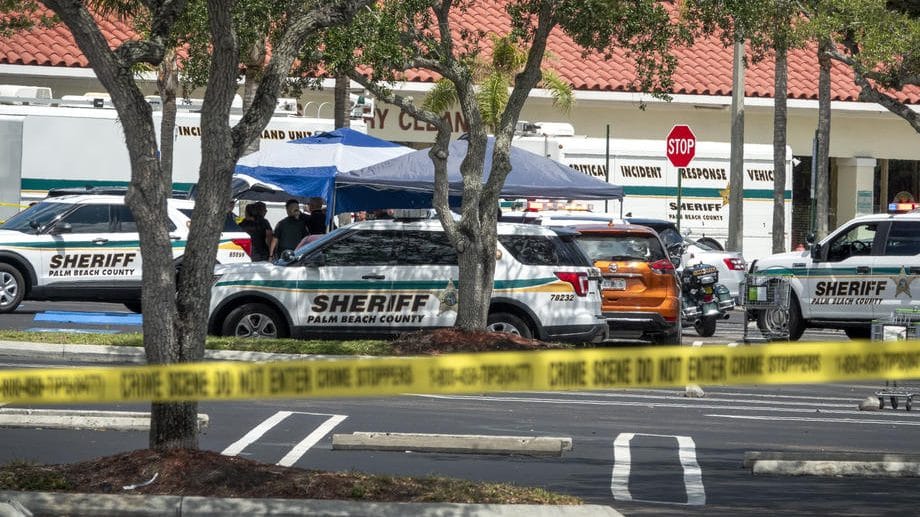 Troje mrtvih u pucnjavi u supermarketu na Floridi 1