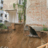 urusena zgrada na Vracaru