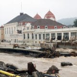 Strahuje se da će broj nastradalih u poplavama još rasti 1